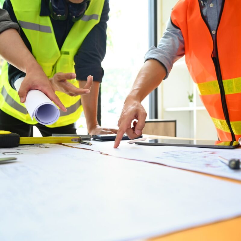 Why hire Romanian construction workers – European Workers Solutions infographic